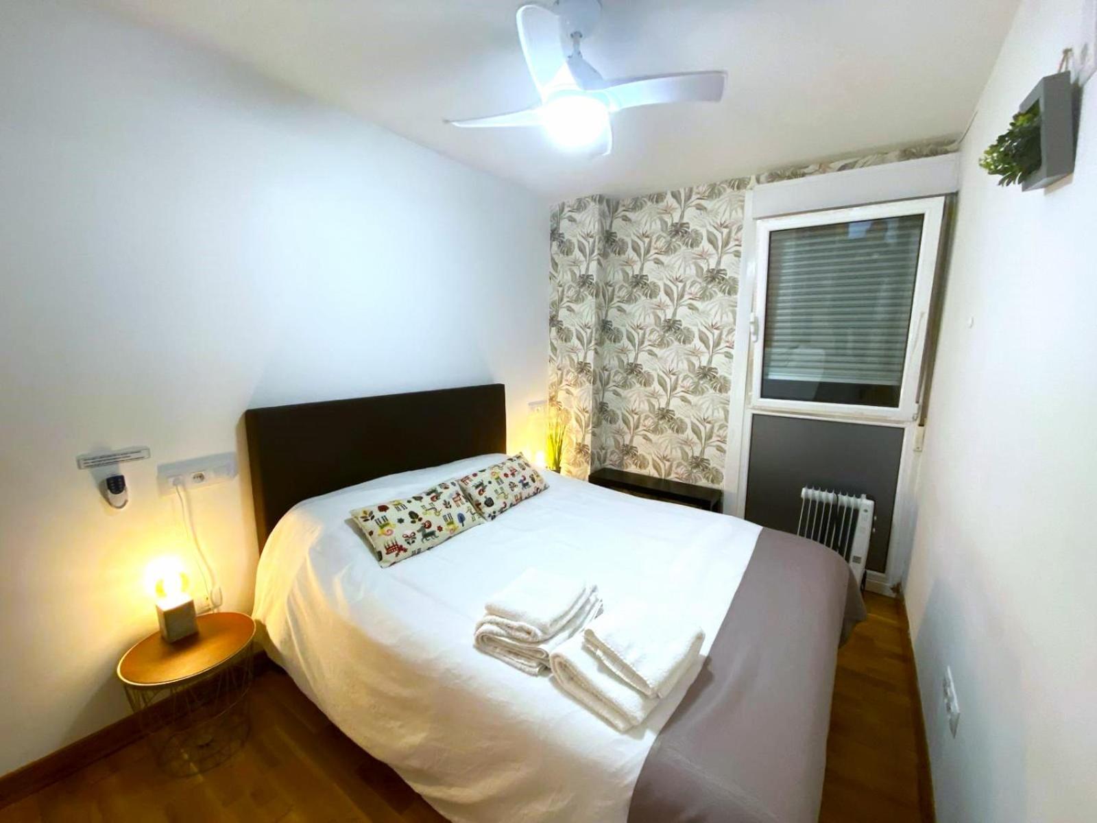Apartamentos Parke24 San Sebastian By Ruva Renteria Bagian luar foto